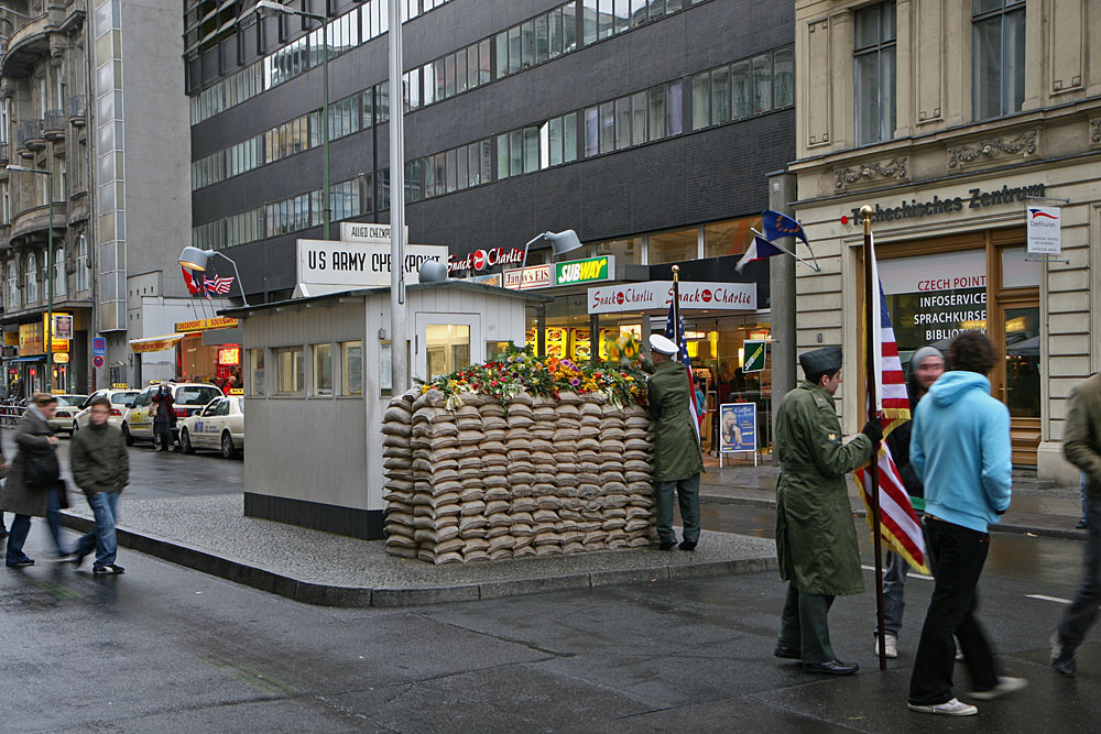 Checkpoint
              Charlie